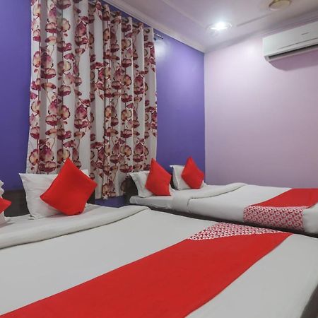 Oyo 60651 Hotel Arya Варанаси Экстерьер фото