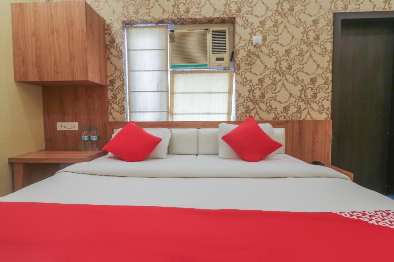 Oyo 60651 Hotel Arya Варанаси Экстерьер фото